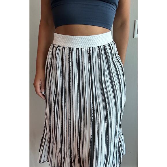 skirt elastic waist black white stripes metro wear M - Picture 1 of 3